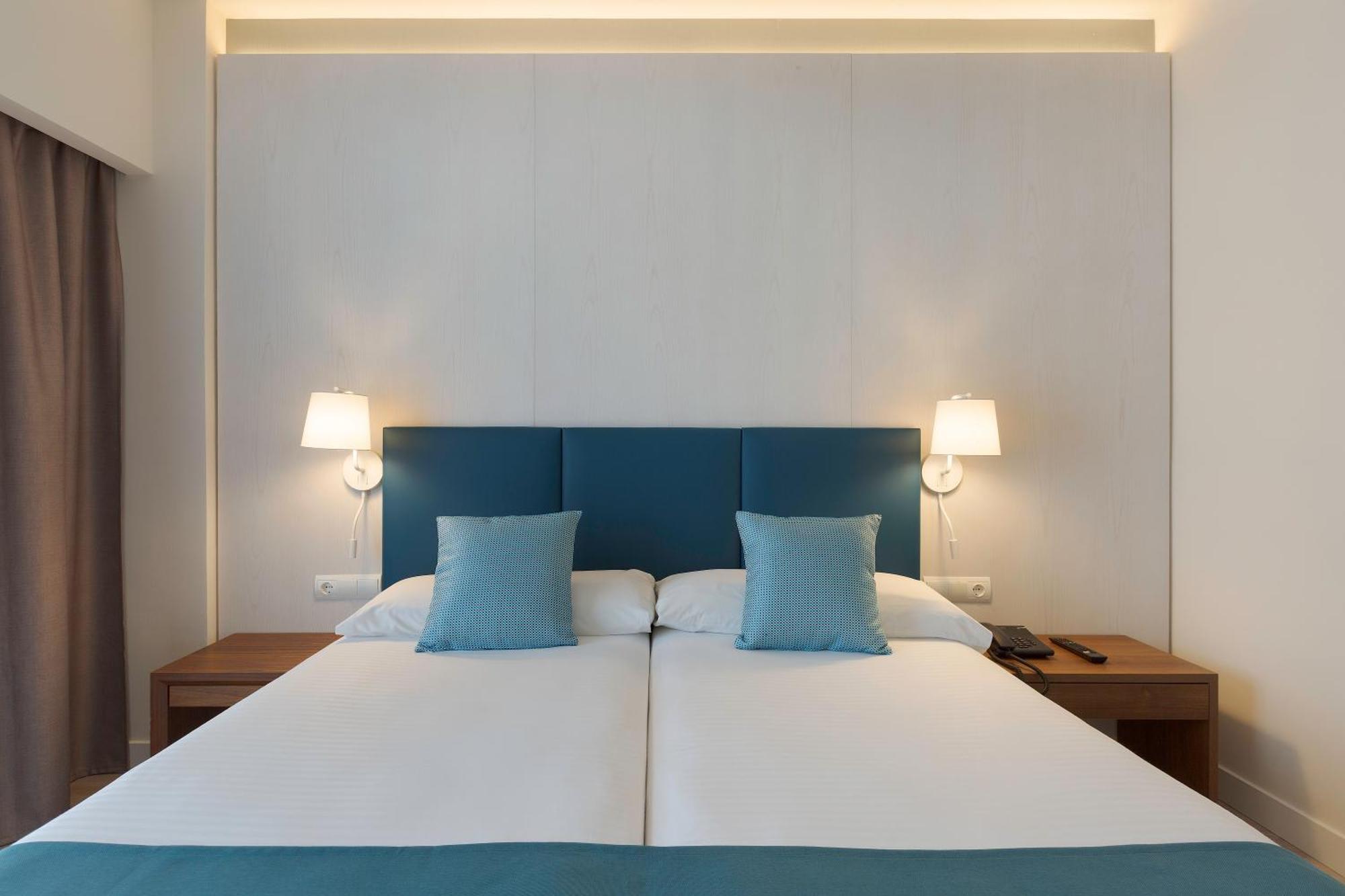 PortBlue Hotel San Luis S'Algar Eksteriør billede